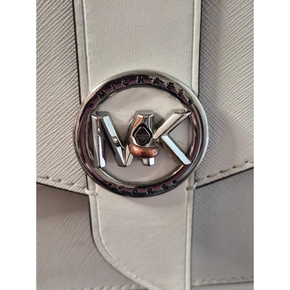 Michael Kors White Saffiano Leather Crossbody Bag Silver MK Logo Chain Strap - Picture 2 of 10
